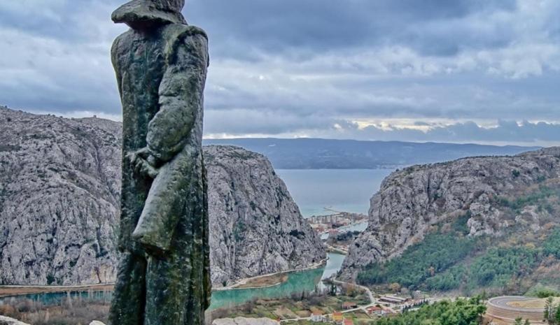 Villa Omiš Exterior foto